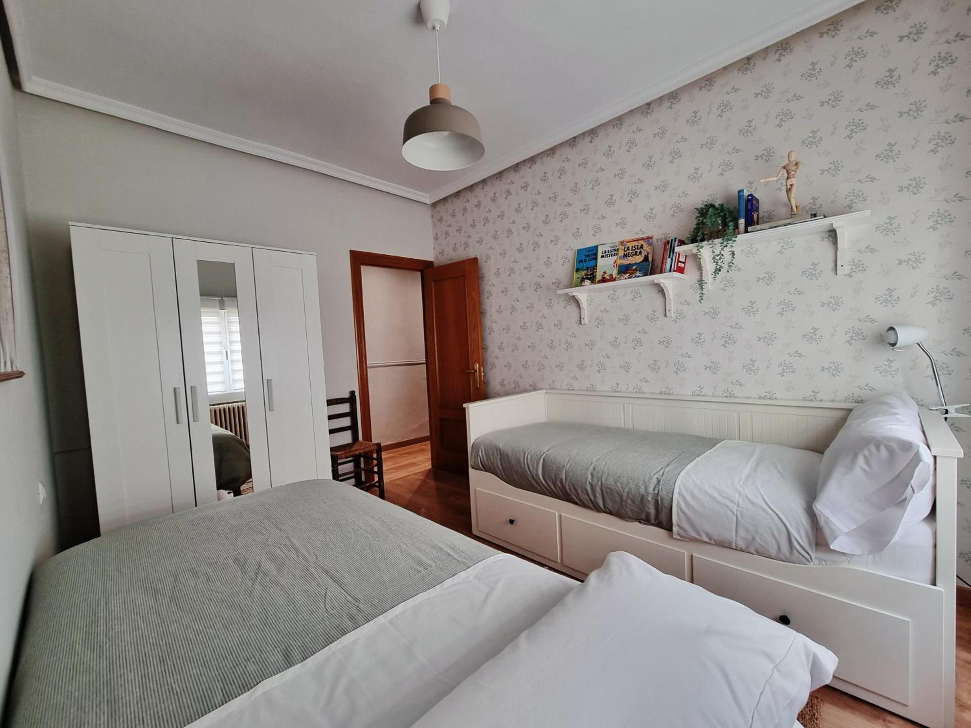 Apartamento Centrico De 3 Dormitorios Gijon Bagian luar foto
